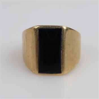 14kt Gold Black Stone Signet Ring
