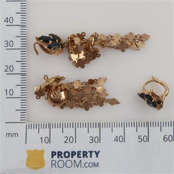 14kt Gold Blue Stone Dangle Earrings