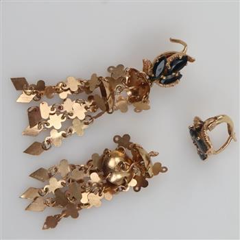 14kt Gold Blue Stone Dangle Earrings