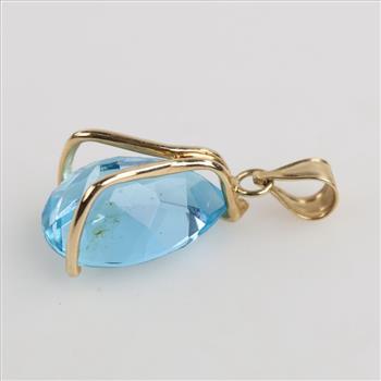 14kt Gold Blue Stone Pendant