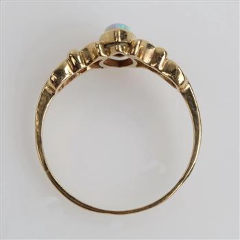 14kt Gold Blue Stone Ring