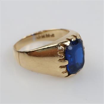 14kt Gold Blue Stone Signet Ring