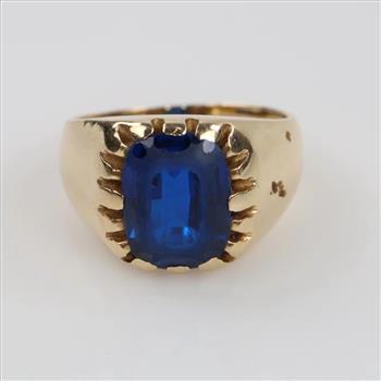 14kt Gold Blue Stone Signet Ring