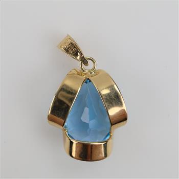 14kt Gold Blue Topaz Pendant