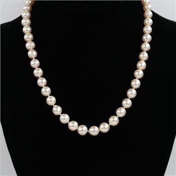 14kt Gold Clasp Pearl Necklace