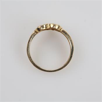 14kt Gold Clear Stone Mom Ring