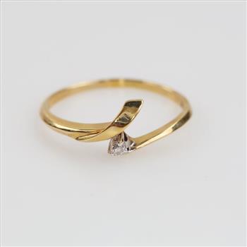 14kt Gold Clear Stone Ring