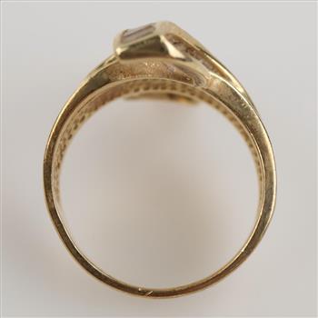 14kt Gold Clear Stone Ring