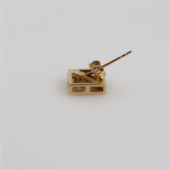 14kt Gold Clear Stone Square Stud Earring