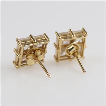 14kt Gold Clear Stone Square Stud Earrings