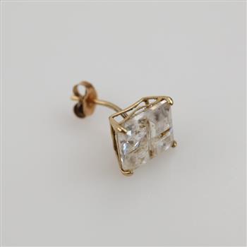 14kt Gold Clear Stone Stud Earring