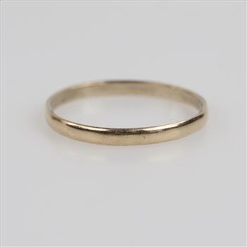 14kt Gold Delicate Band