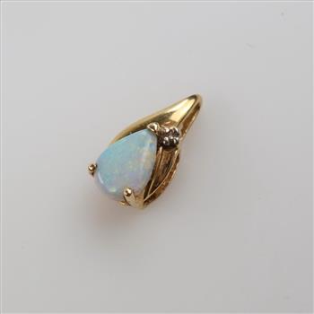14kt Gold Diamond Accent Opal Ring