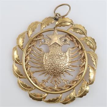 14kt Gold Diamond Accent Pendant