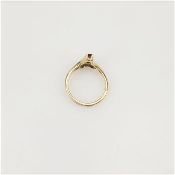 14kt Gold Diamond And Ruby Ring