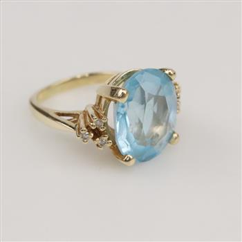 14kt Gold  Diamond Blue Stone Ring