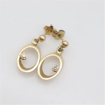 14kt Gold Diamond Dangle Earrings