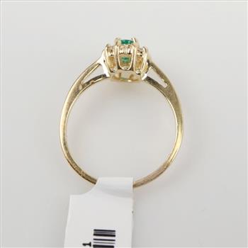 14kt Gold Diamond Green Stone Ring