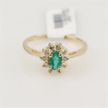 14kt Gold Diamond Green Stone Ring