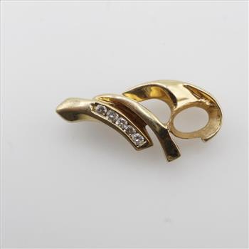 14kt Gold Diamond Pendant