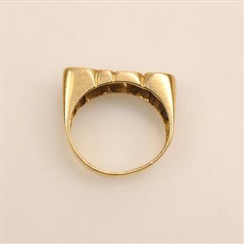 14kt Gold Diamond Personalized Ring