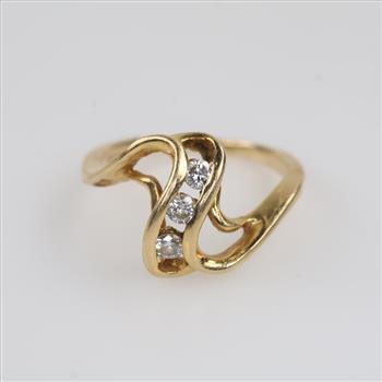 14kt Gold Diamond Ring