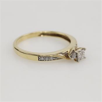 14kt Gold Diamond Ring