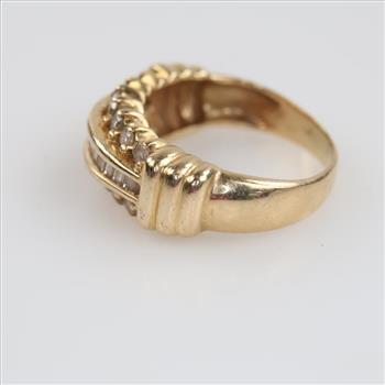 14kt Gold Diamond Ring