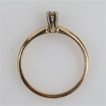 14kt Gold Diamond Ring