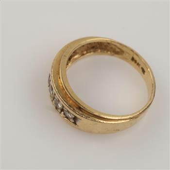 14kt Gold Diamond Ring