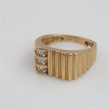 14kt Gold Diamond Ring