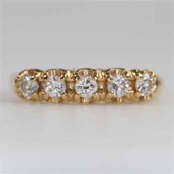 14kt Gold Diamond Ring