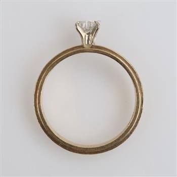 14kt Gold Diamond Ring