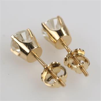 14kt Gold Diamond Solitaire Stud Earrings