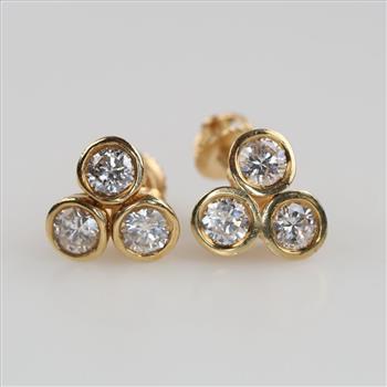 14kt Gold Diamond Stud Earrings