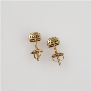 14kt Gold Diamond Stud Earrings