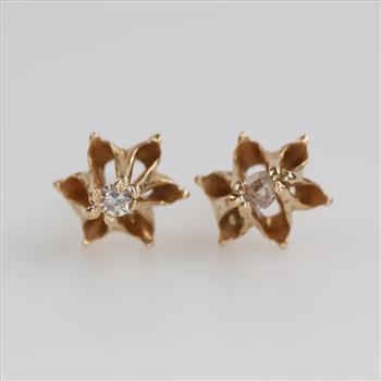 14kt Gold Diamond Stud Earrings