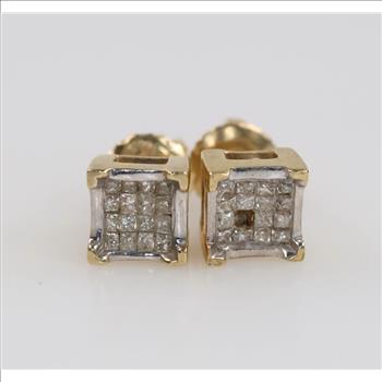 14kt Gold Diamond Stud Earrings