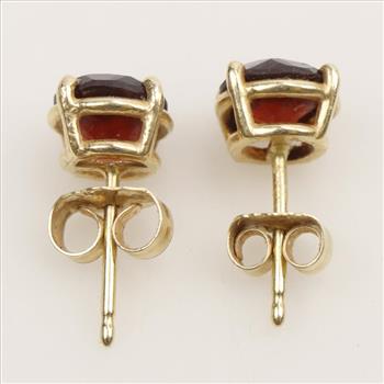 14kt Gold Garnet Earrings