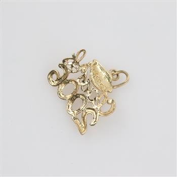 14kt Gold Graduation Pendant