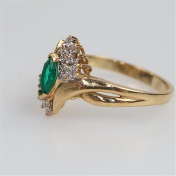 14kt Gold Green And Clear Stone Ring