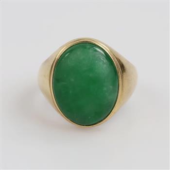 14kt Gold Green Jade Ring