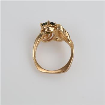 14kt Gold Green Peridot Ring