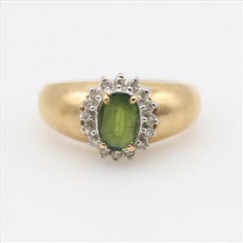 14kt Gold Green Stone Clear Stone Accent Ring
