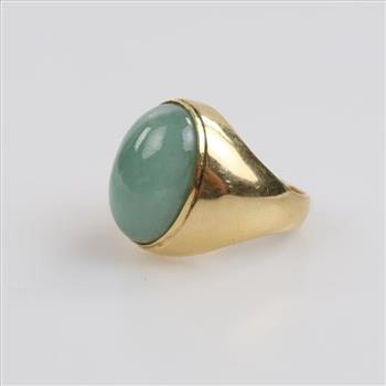 14kt Gold Green Stone Ring