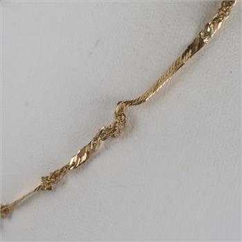 14kt Gold Herringbone Chain Necklace
