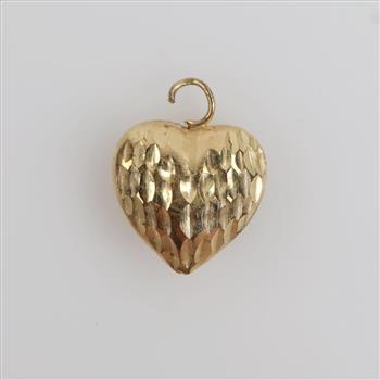 14kt Gold Hollow Heart Pendant