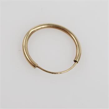 14kt Gold Hollow Hoop Earring