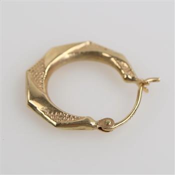 14kt Gold Hollow Hoop Earring