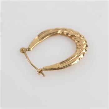 14kt Gold Hollow Hoop Earring